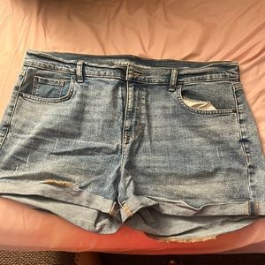 Old Navy Boyfriend Size 16 Shorts